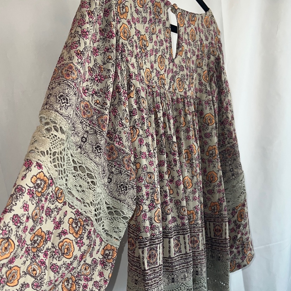 Angie Bohemian Floral Crochet Blouse - Pink and Cream - Picture 11 of 16